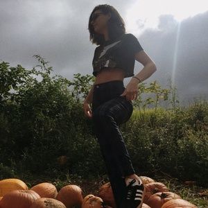 Meet your Posher, Penina